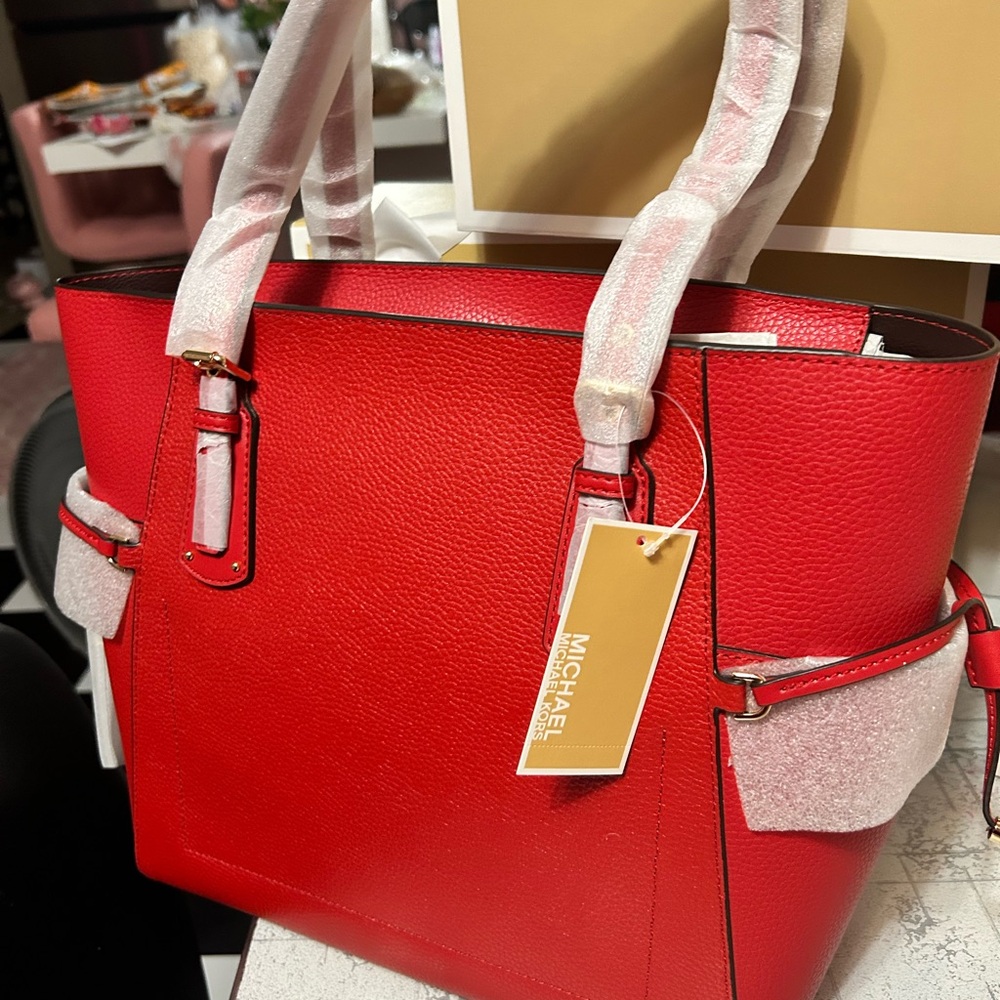 Sold - Picture 5 of 16